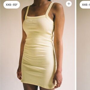 Djerf Avenue DAILY TANK DRESS RIBBED BABY YELLOW